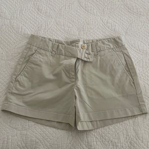 Vineyard Vines shorts